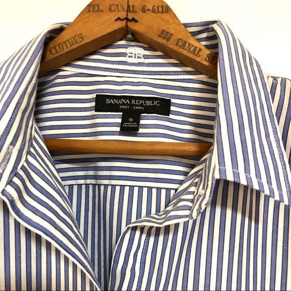 Banana Republic Tops - Banana Republic Blue stripe button up sz 8